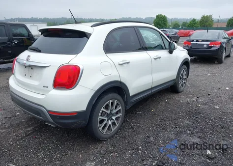 2016 Fiat 500X Trekking Plus из США, поврежденный, VIN ZFBCFYET2GP474503